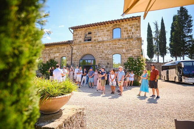 Chianti Vineyards Escape from Florence with Two Wine Tastings - Leaving Florence: Piazzale Montelungo and the Coach That Does the Work