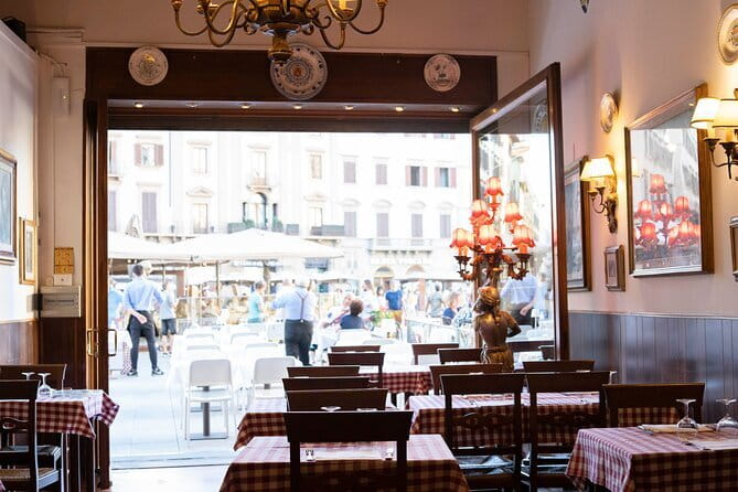 Dinner and Concert with "Three Tenors": A Real Italian Experience - Enter Piazza della Signoria Before Dinner