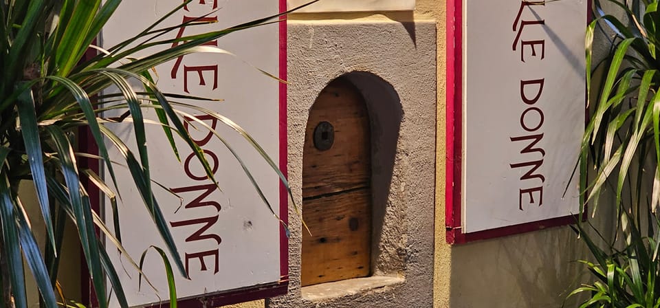 Florence: 2-Hour Guided Bike Tour - Piazza della Signoria and the House of Dante: Ending with Meaning