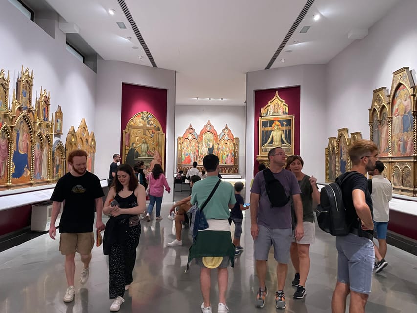 Florence: Accademia Gallery Guided Tour with Entry Ticket - Headsets and radios: the crowded-museum cheat code