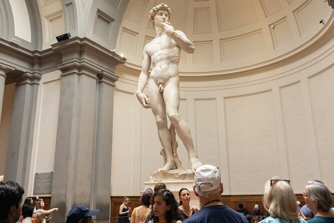 Florence Accademia Gallery Tour & Skip-the-Line Tickets Included - Pacing, radios, and the small-group size cap