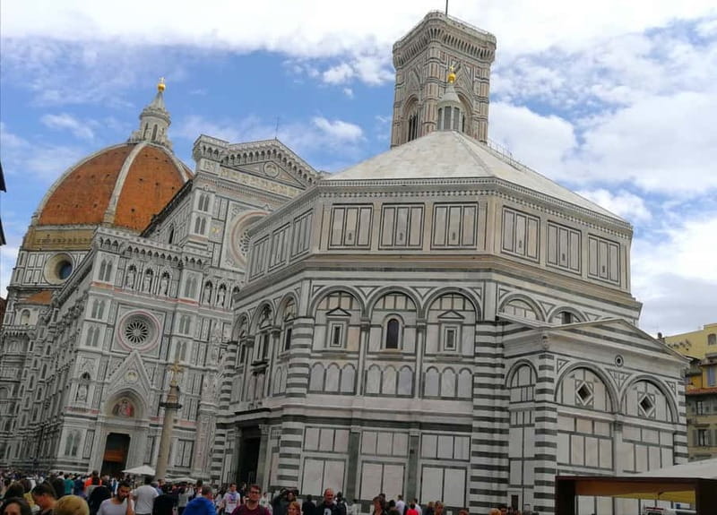 Florence: Duomo Area Tour and Brunelleschi Dome Climb Ticket - Who this tour suits best (and who should avoid it)