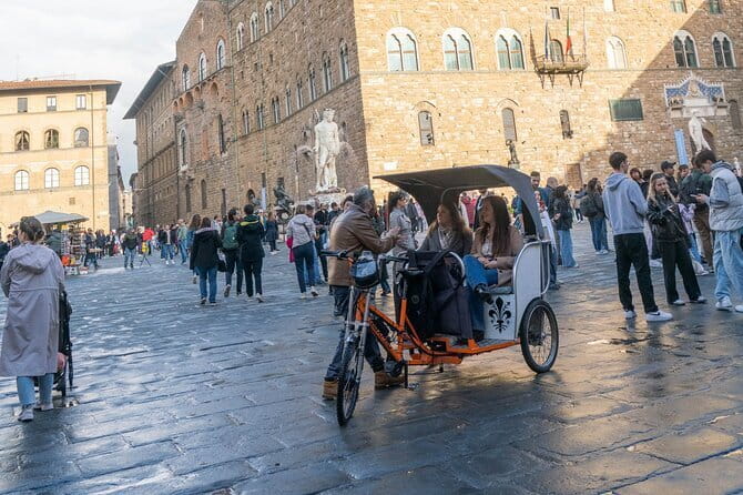 Florence Exclusive PRIVATE Food Tour with 6 or 10 Tastings - Ponte Vecchio: iconic views, with food built into the walk