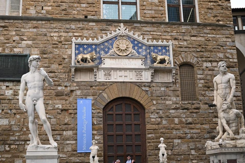 Florence: Guided Tour of Medici Family Secrets and Chapels - Logistics that really affect your experience