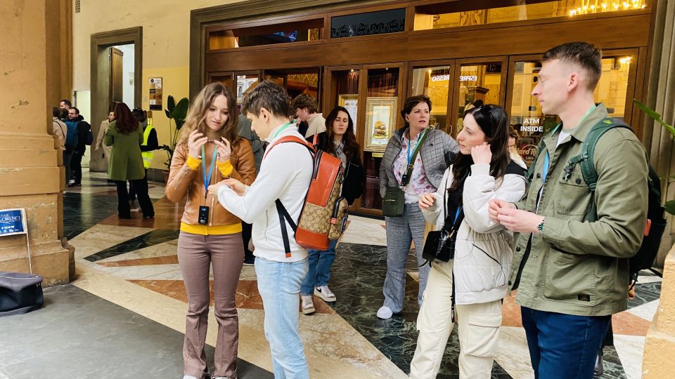 Florence: Guided Walking Tour - Ponte Vecchio: Crossing the Old Bridge With Context