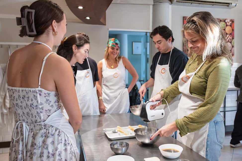 Florence: Handmade Pasta & Dessert Class with Unlimited Wine - The chef factor: small groups, multilingual help, and real technique