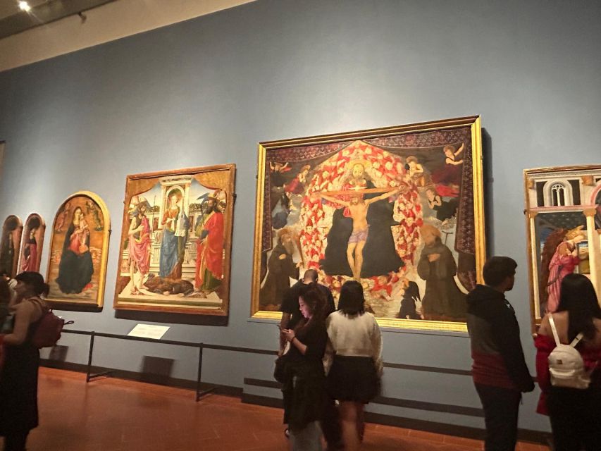 Florence: Michelangelo's David Entrance Ticket and Audio App - Pickup at Carrefour Express and the White-Flag Meeting Point