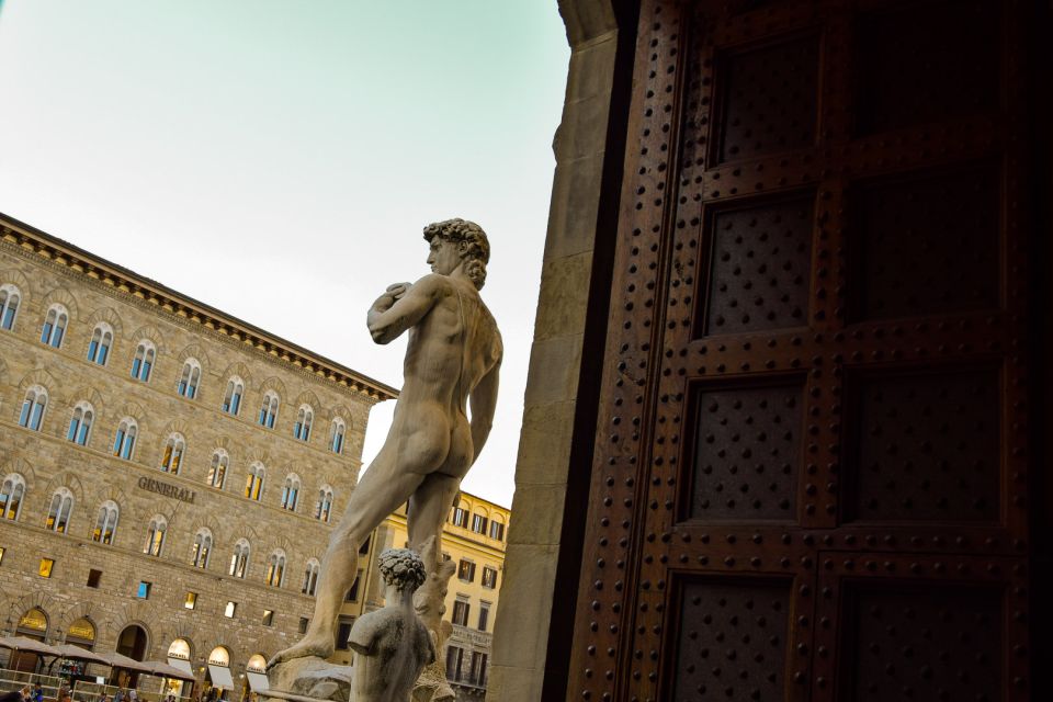 Florence: Mysteries of the Medici Guided Walking Tour - Visiting the Medici Chapel: where the story gets visual
