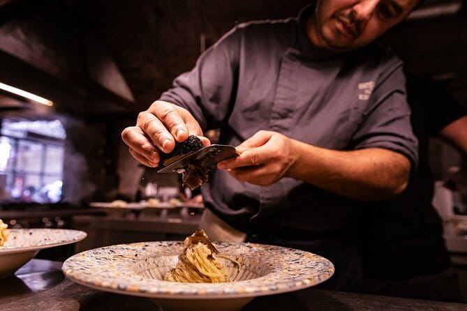 Florence Oltrarno Neighborhood Food & Wine Dine Around - Food, drinks, and what’s included (so you can plan your night)