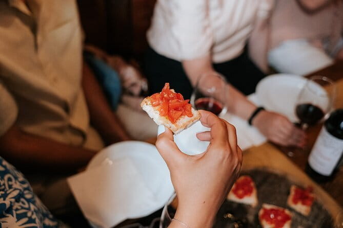 Florence Oltrarno Neighborhood Food & Wine Dine Around - Negroni mixing and the wine-heavy reality