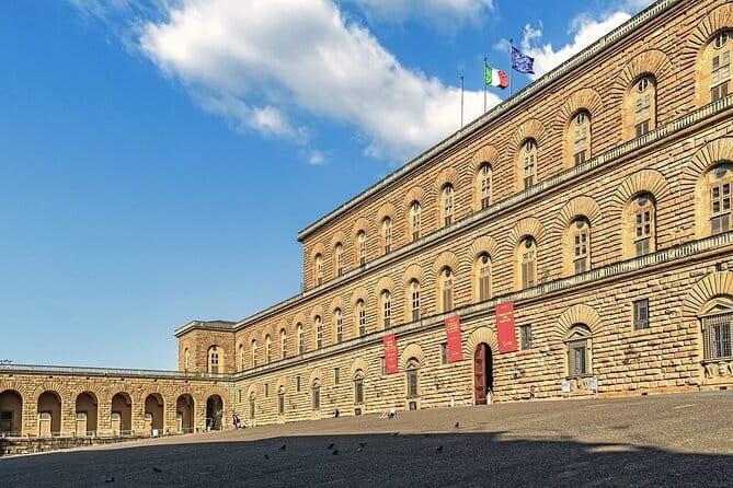 Florence: Palazzo Vecchio Skip-the-Line Entry Ticket - Meeting point and voucher exchange: the one logistics detail to get right