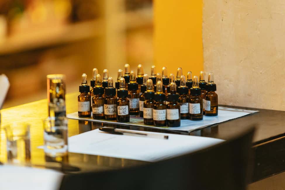 Florence: Perfume Masterclass and Sensory Experience - Meet the master perfumer: how guidance keeps you from guessing