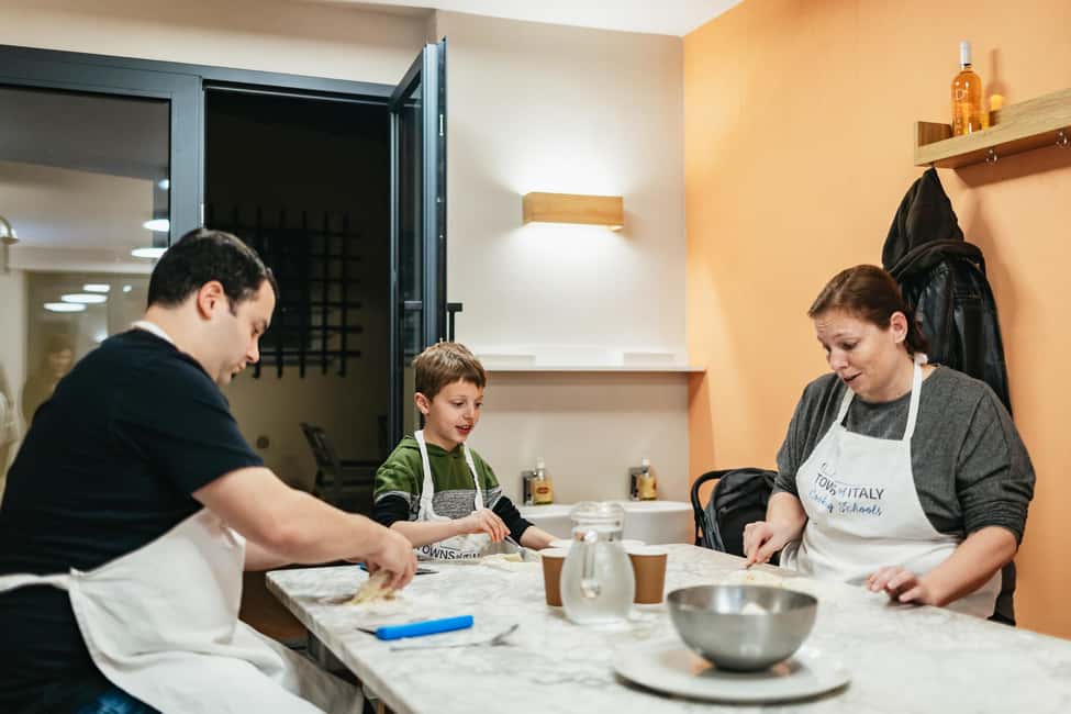 Florence: Pizza and Gelato Preparation Class - Price and value: why $67-ish can make sense in Florence
