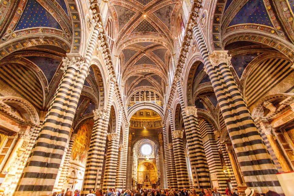 Florence: Siena, San Gimignano & Monteriggioni with Tasting - The Chianti finish: three wine pours and homemade snacks