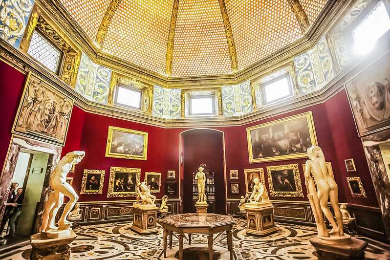 Florence: Skip-The-Line Uffizi Gallery Timed Entry Ticket - Botticelli Takes Over: Birth of Venus, Primavera, and Neoplatonist Ideas