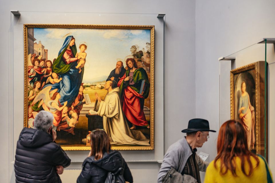 Florence: Skip-the-Line Uffizi Small Group Tour - The stair reality: lifts aren’t working right now