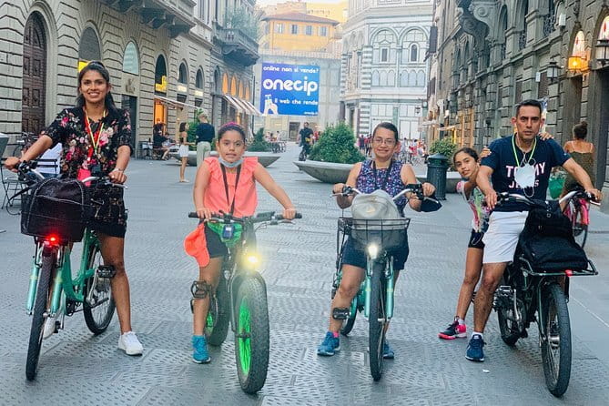 Florence Small Group Electric Bike City Tour - What Riding Feels Like: Traffic, Cobblestones, and Group Flow
