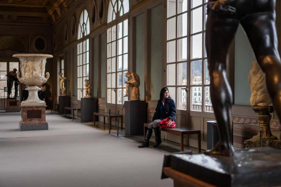 Florence: Timed Entry to Uffizi with Optional Audio Guide - Entering The Uffizi Without Losing Your Morning