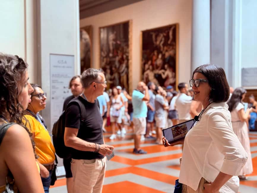 Florence: Uffizi & Accademia Small Group Walking Tour - Skip-the-line access and radios: how the tour actually saves your time