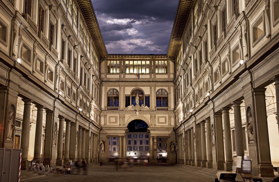 Florence: Uffizi Gallery and Accademia Gallery Guided Tour - Licensed local guide energy: stories you can use later