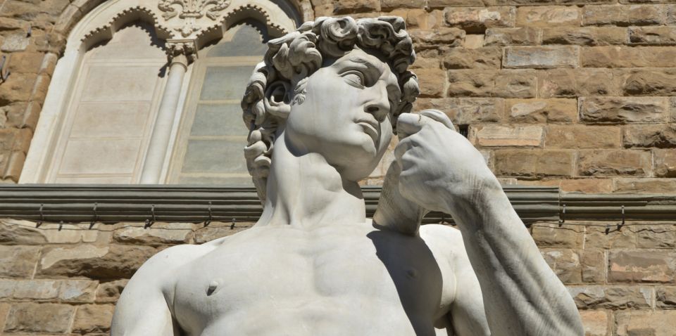 Florence: Uffizi Gallery and Accademia Gallery Guided Tour - Small group size (15) and headsets for a calmer museum day