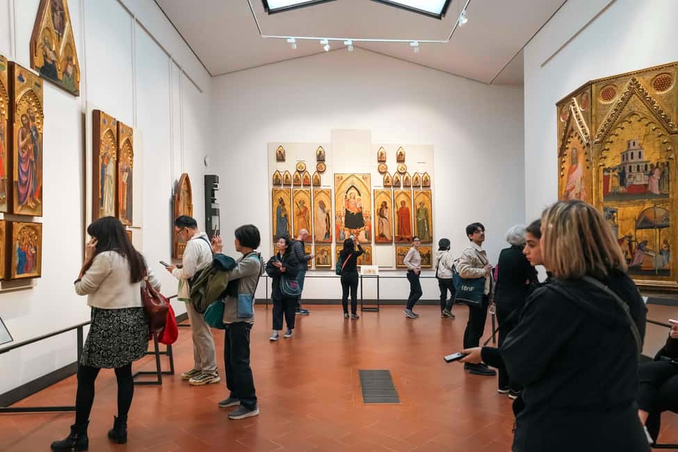 Florence: Uffizi Gallery Reserved-Entry VIP Tour - Meeting point and getting in: how to avoid the first time-sink