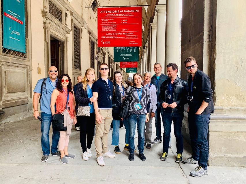 Florence: Uffizi Gallery Small-Group Guided Tour with Ticket - Meeting at Nicola Pisano: a smooth start before the museum maze