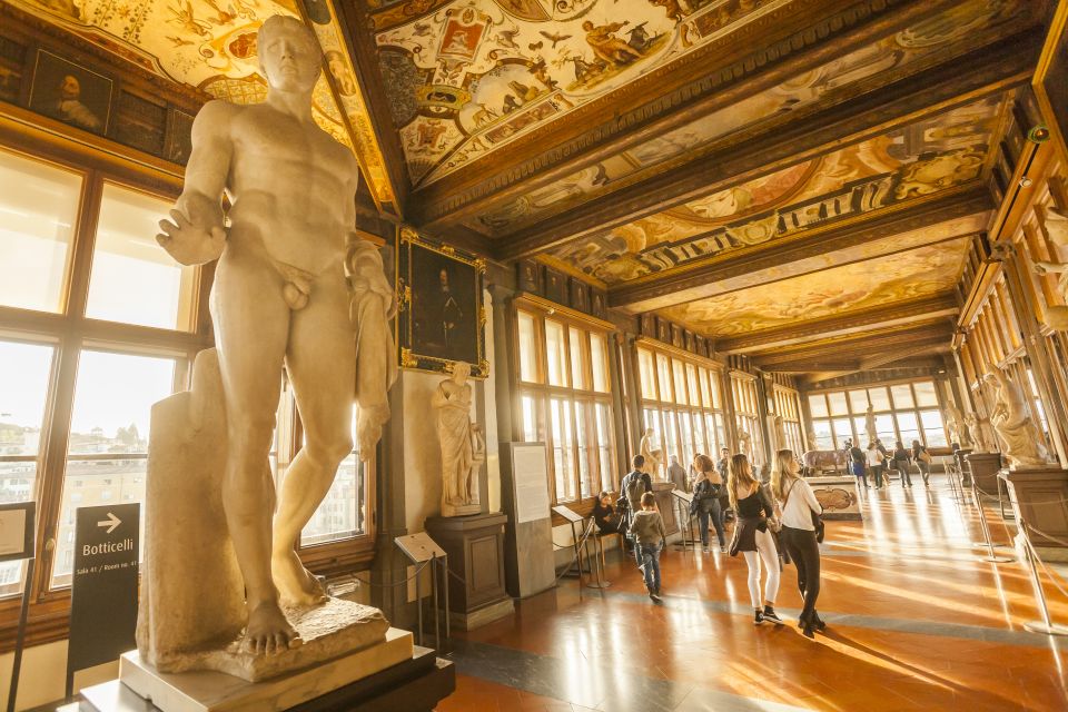Florence: Uffizi Gallery Tickets with Optional Audio Guide - Michelangelo, Leonardo, Raffaello: Getting More From the Same Rooms