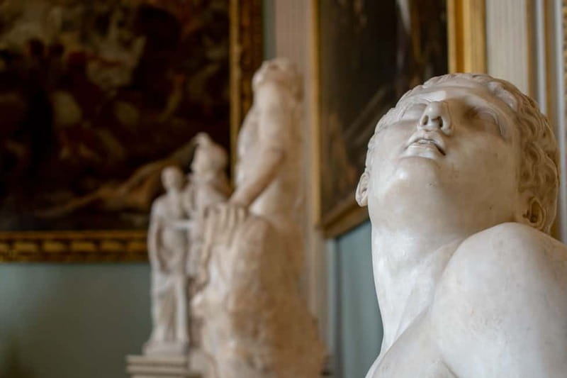 Florence: Uffizi, Pitti, Boboli and 7 Attractions 5-Day Pass - Using the digital audioguides and booklet like a pro