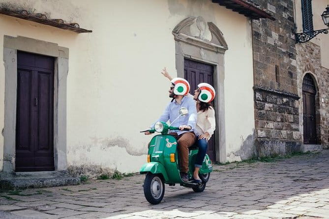 Florence Vespa Tour: Tuscan Hills and Italian Cuisine - Safety, training, and how the day stays in your hands