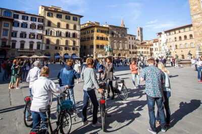 Florence Vintage Bike Tour–guided, small group or private option - Piazza della Repubblica to Santa Maria del Fiore: Roman Axes and the Dome Up Close