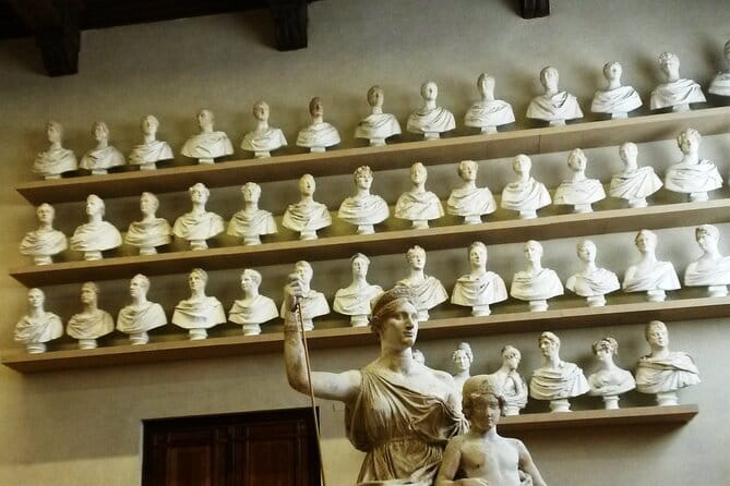 Florence Walking Tour with Accademia, Uffizi & Lunch - Accademia Start: How the Timed Visit Sets the Tone