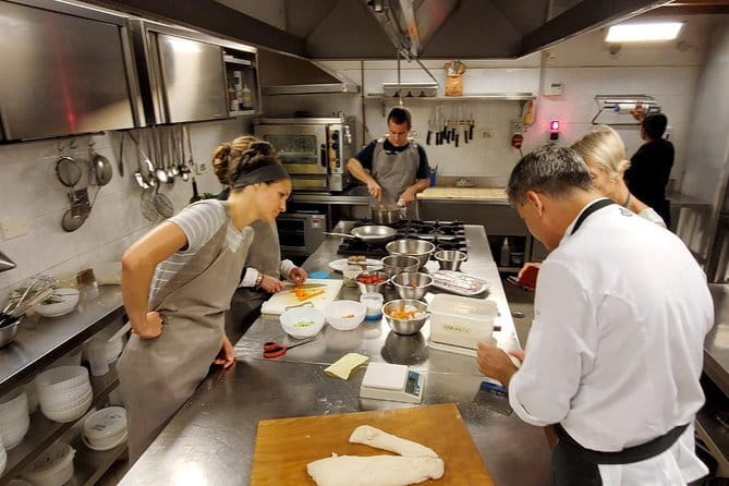 Francy's Pasta & Gnocchi on Top of Florence Hills - Group size and attention: why max 20 is a sweet spot