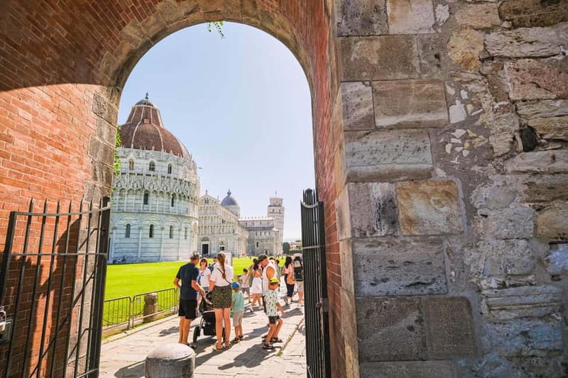 From Florence: Half-Day Pisa Tour and Optional Leaning Tower - From Florence to Pisa in a smooth coach day