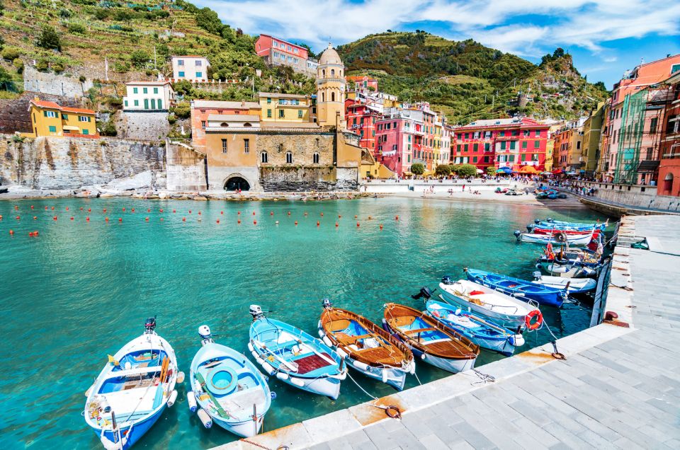 From Florence: Seaside Beauty Day Trip to Cinque Terre - Manarola in one hour: the viewpoint hit