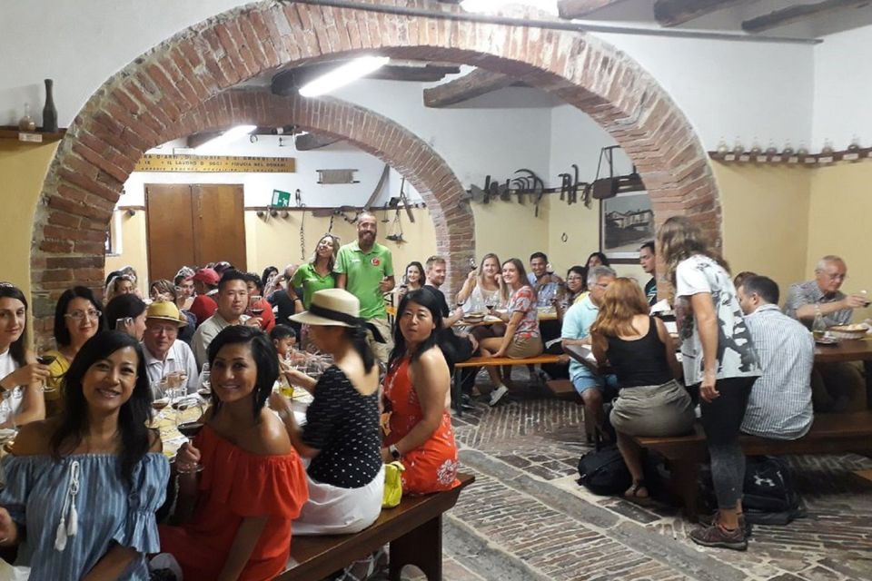 From Florence: Tuscany Hills Wine Tour - Transportation and guide format: multiple languages without losing the thread