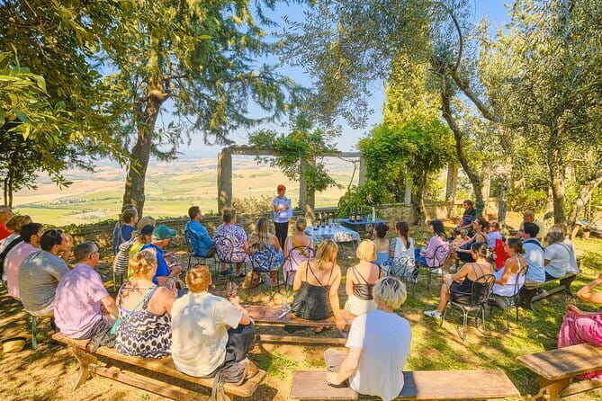 Full Day Tour to Val d'Orcia and Gladiator's Fields with Wines - Tuscany by coach: what this day is really about