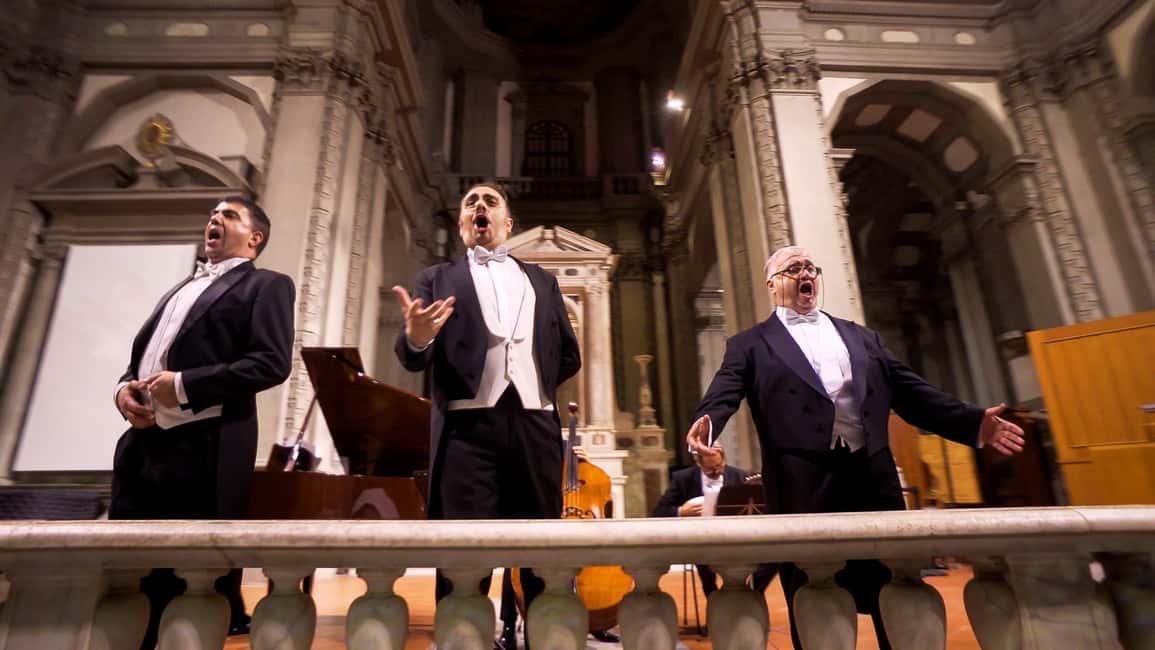 Heart of Florence: Dinner and Three Tenors Concert Ticket - Piazza della Signoria Tuscan dinner: where your evening gets its pace