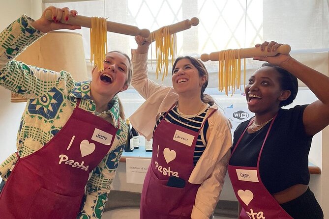 Pastamania - Florence Pasta Making Class - What to watch for: language, group mix, and what you’ll be eating