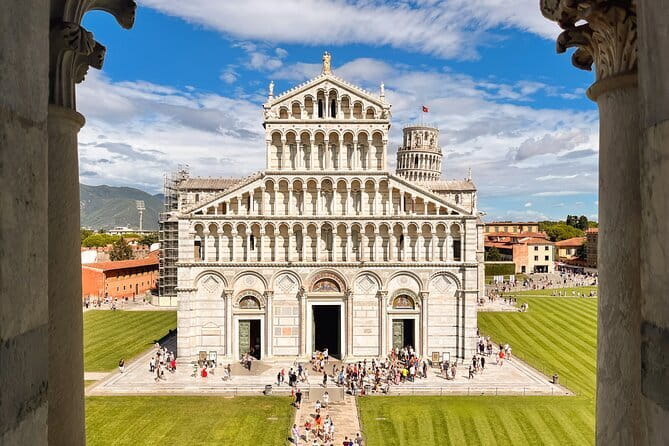 Pisa and Lucca Day Trip from Florence - Leaning Tower Climb: The Optional Ticket That Changes the Visit