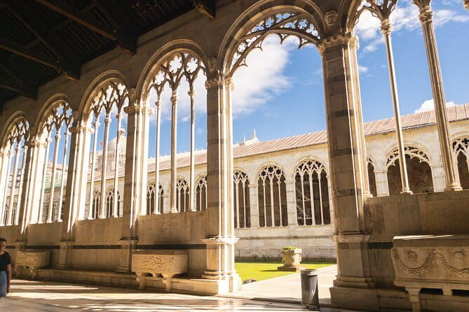 Pisa and Lucca Day Trip from Florence - Starting in Florence: Piazzale Montelungo Is the Anchor Point
