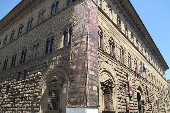 Private Florence Tour: 3-Hour Walking Tour with a Licenced Guide - Dante’s District: Old Streets, a Tower-House View, and a Church Linked to His Life