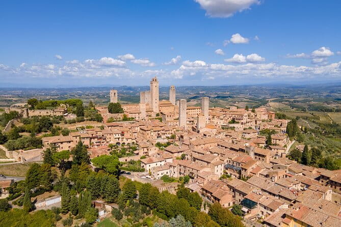 San Gimignano, Siena, Monteriggioni, Chianti Day Trip with Lunch & Wine Tasting - Monteriggioni’s Walled Circle: A Short Stop That Works
