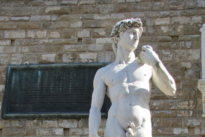 Skip the Line: Florence's Accademia Gallery Priority Entrance Ticket - Getting your ticket at Via Ricasoli 41 (and not getting stuck)