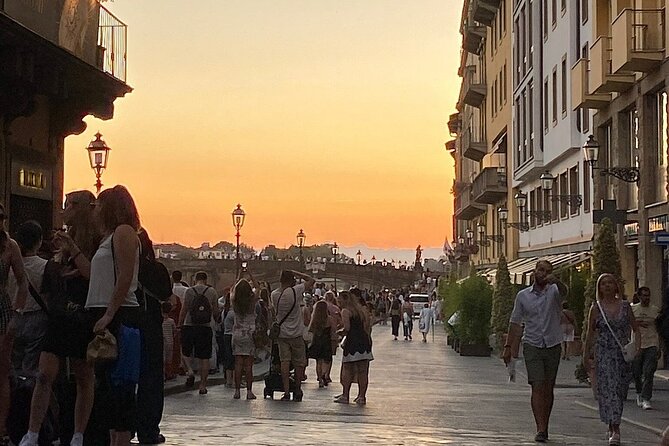 The Dark Side of Florence: Mysteries and Legends - Stop 4: Via del Campanile, the story of Donna morta