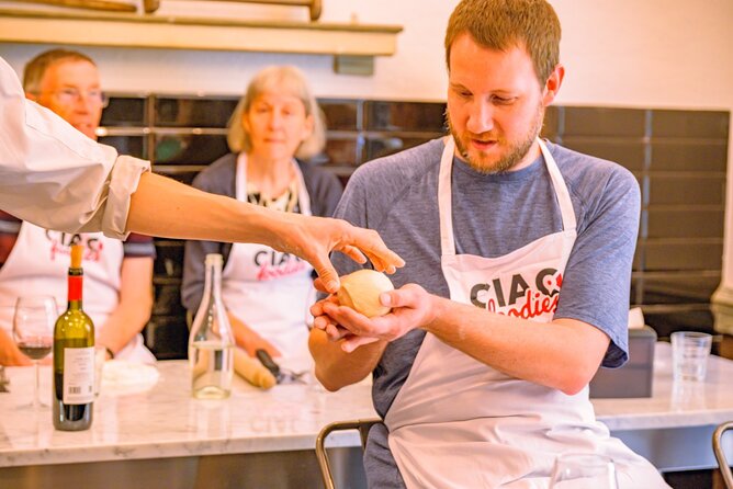 The Italian Way: Pizza and Gelato Class with Unlimited Wine - Gelato Workshop: Making Dessert While Pizza Rises