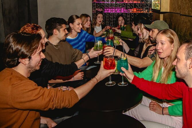 Tipsy Tour: Guided Bar Crawl In Florence with Dark History - Key Highlights You’ll Feel Right Away