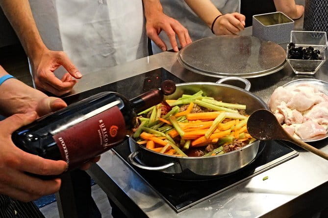 Tuscan Cooking Class and Dinner in Florence - Tuscan Cooking Class and Dinner in Florence: what you’re really signing up for