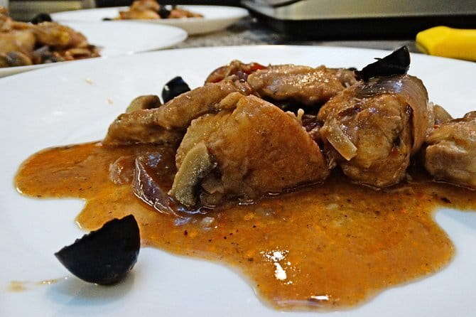 Tuscan Cooking Class and Dinner in Florence - The kitchen format: small groups, shared stations, and hands-on pacing