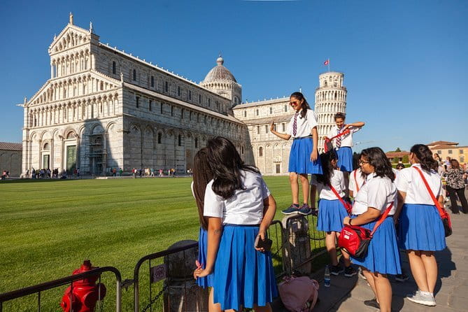 Tuscany Day Trip from Florence: Siena, San Gimignano, Pisa and Lunch at a Winery - Why this Tuscany day trip works: three towns and a Chianti stop